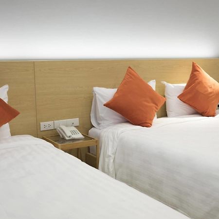 Pj Inn Pattaya Bagian luar foto