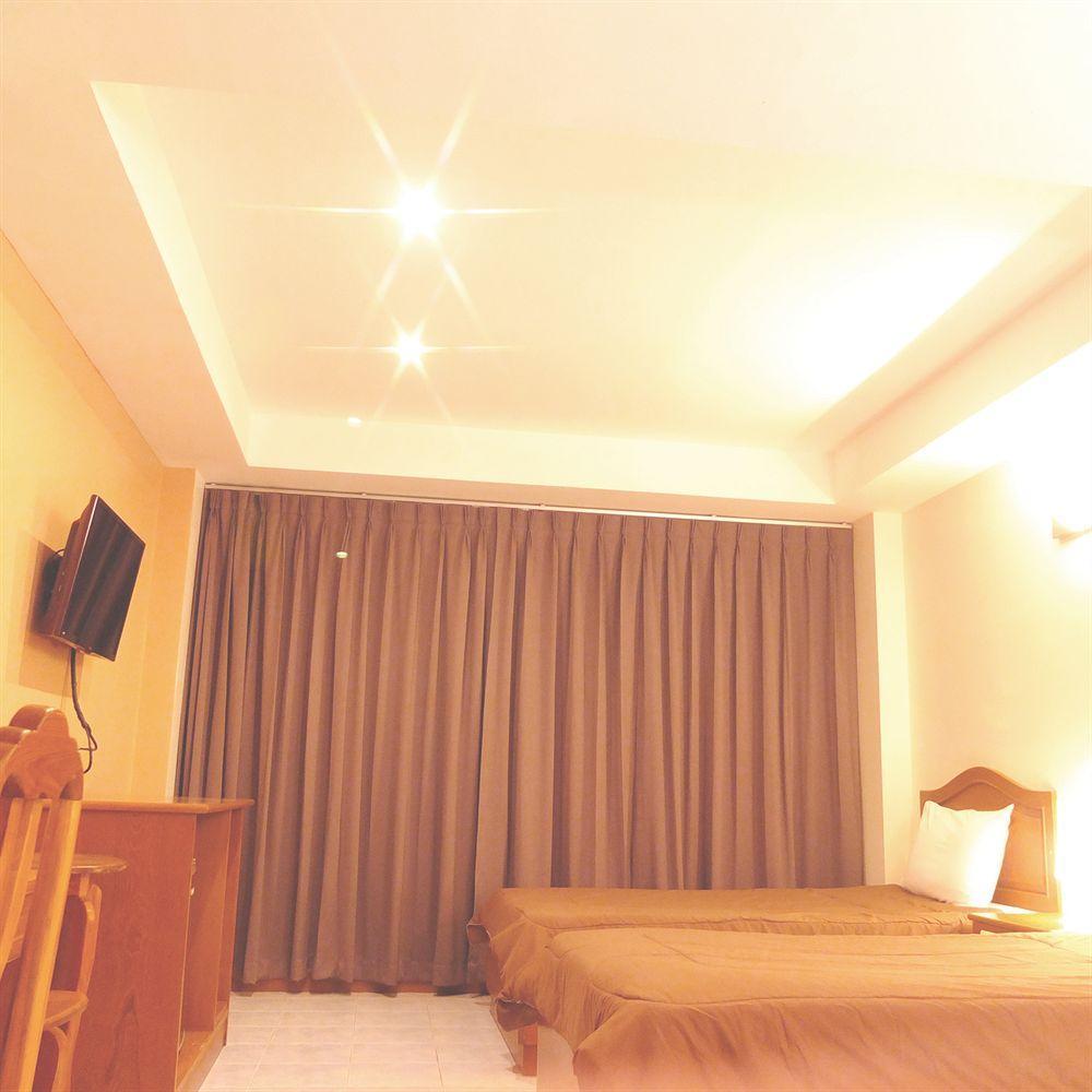 Pj Inn Pattaya Bagian luar foto