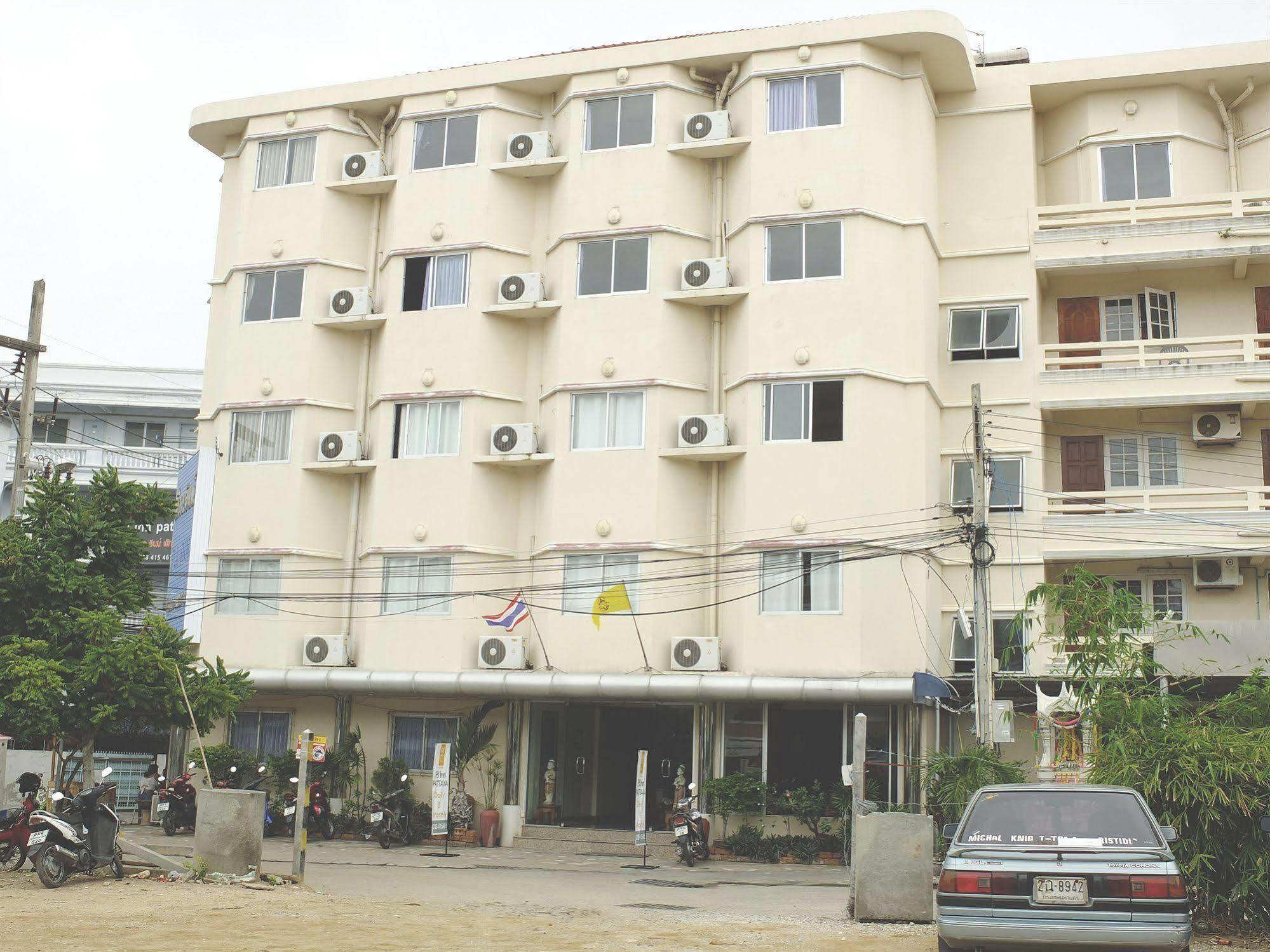 Pj Inn Pattaya Bagian luar foto